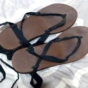 Sseko strap sandals size 9